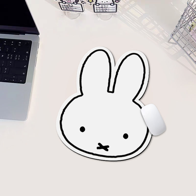 Miffy Mouse Pad Kawaii Cartoon - Office Tech Desk recension och pris